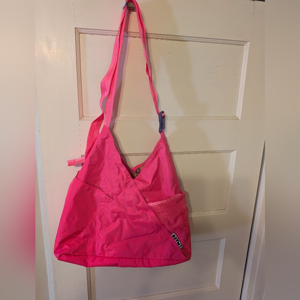 Baboon To The Moon Triangle Bag In Pink - Excellent Condition